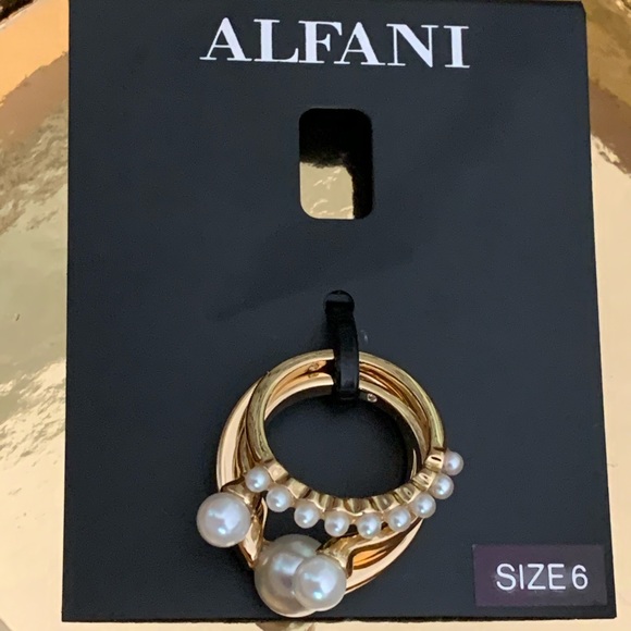 NWT Good tone 3 Pc set stack rings faux pearl - Picture 5 of 5